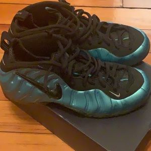 Nike Air Foamposite “Electric Blue”